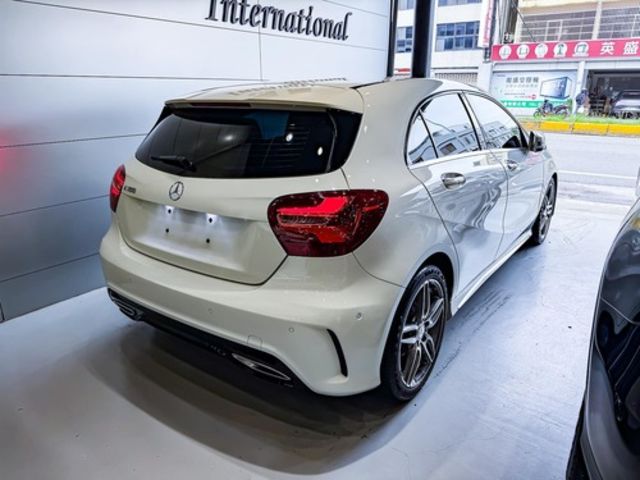 M-BENZ賓士 A180  第2張相片