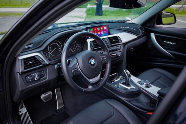 BMW寶馬 320I  第4張相片
