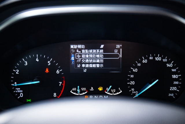 FORD福特 FOCUS ACTIVE  第7張相片