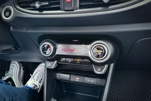 KIA起亞 PICANTO  第12張相片