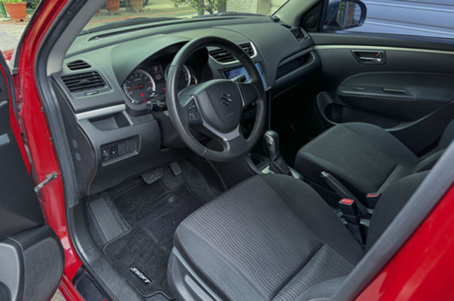 SUZUKI鈴木 SWIFT  第4張相片