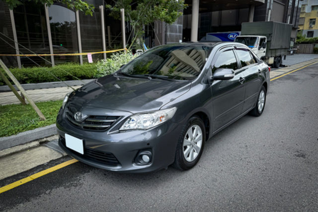TOYOTA豐田 ALTIS  第1張相片