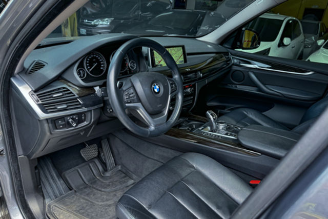 BMW寶馬 X5 XDRIVE35I  第3張相片