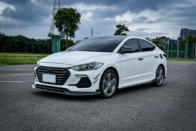 HYUNDAI現代 ELANTRA  第1張相片