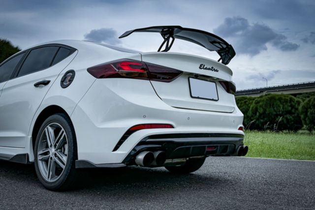 HYUNDAI現代 ELANTRA  第3張相片