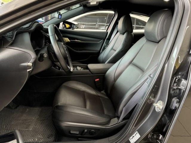 MAZDA馬自達 MAZDA 3  第7張相片