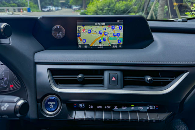 LEXUS凌志 UX250H  第6張相片