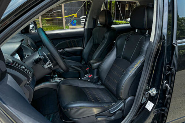MITSUBISHI三菱 OUTLANDER  第9張相片