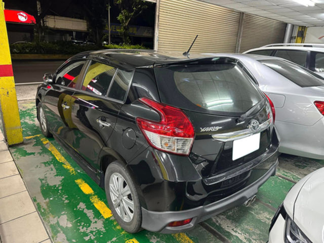TOYOTA豐田 YARIS  第2張相片