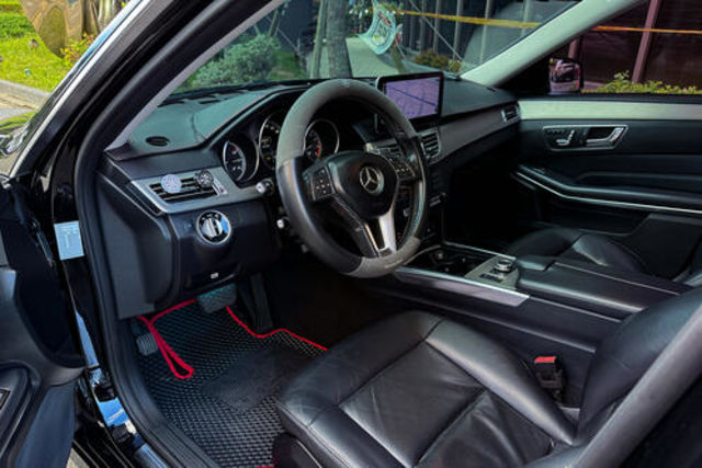 M-BENZ賓士 E250  第3張相片