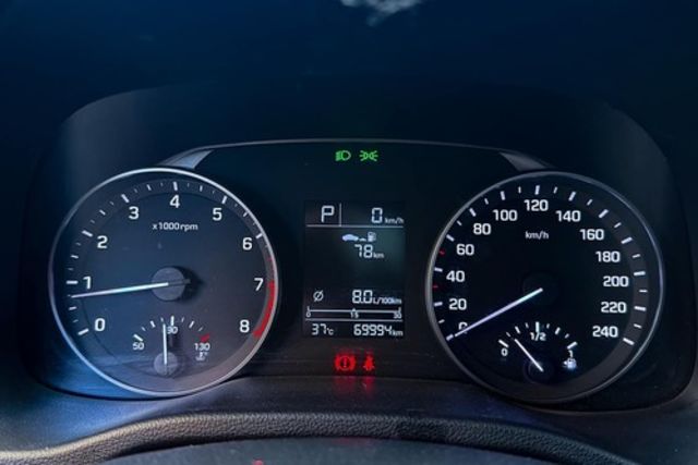 HYUNDAI現代 ELANTRA  第7張相片