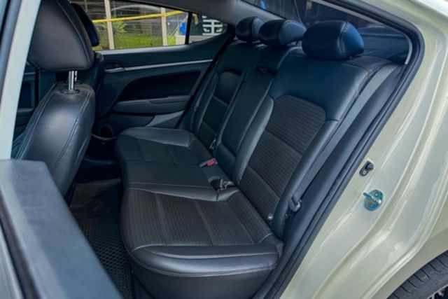 HYUNDAI現代 ELANTRA  第10張相片