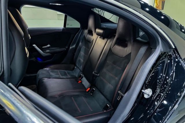 M-BENZ賓士 CLA250  第10張相片