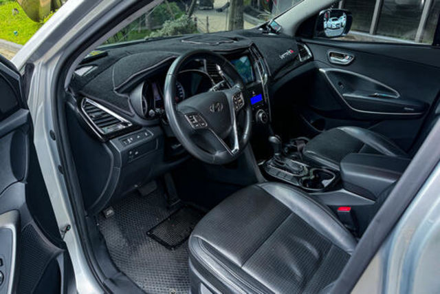 HYUNDAI現代 SANTA FE  第4張相片