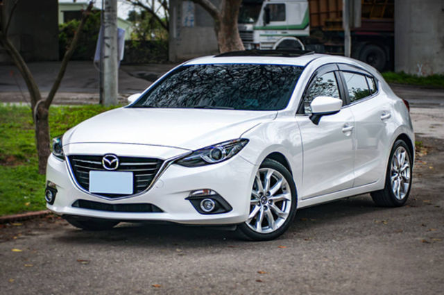 MAZDA馬自達 MAZDA 3  第1張相片