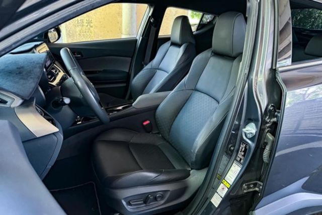 TOYOTA豐田 C-HR  第8張相片