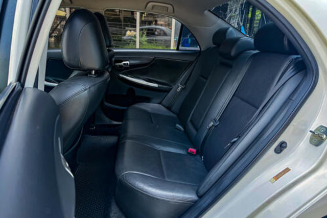 TOYOTA豐田 ALTIS  第10張相片