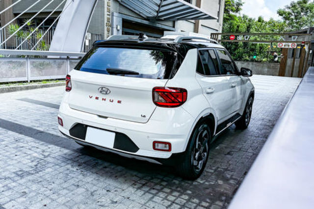 HYUNDAI現代 VENUE  第2張相片