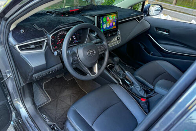 TOYOTA豐田 ALTIS  第5張相片
