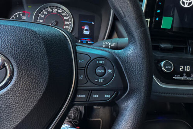 TOYOTA豐田 ALTIS  第7張相片