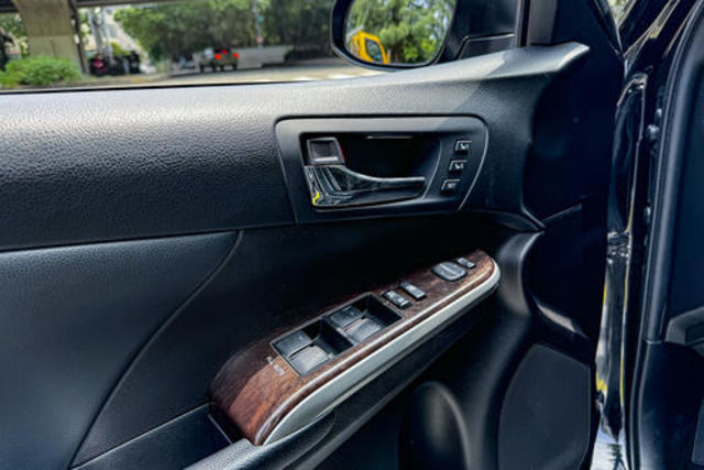 TOYOTA豐田 CAMRY HYBRID  第5張相片