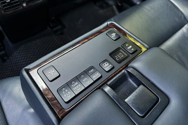 TOYOTA豐田 CAMRY HYBRID  第11張相片