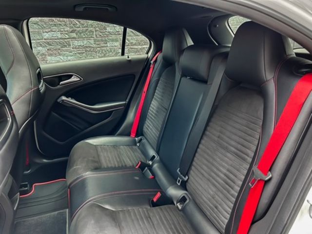 M-BENZ賓士 A250  第9張相片