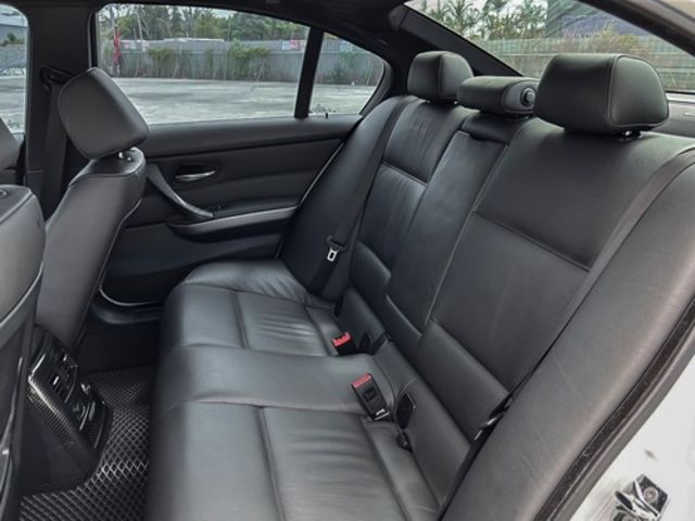 BMW寶馬 335I  第8張相片