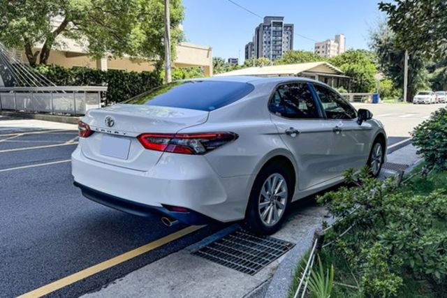 TOYOTA豐田 CAMRY  第2張相片