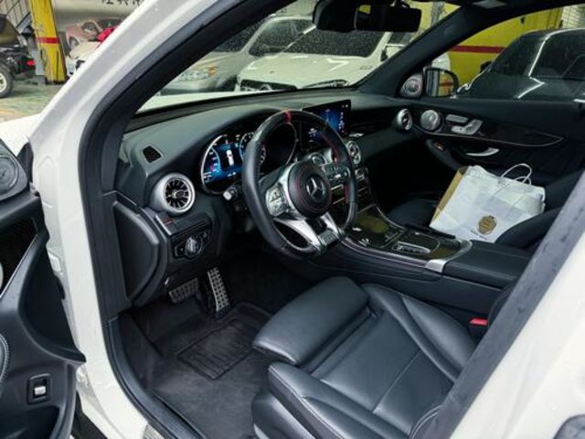 M-BENZ賓士 GLC300  第3張相片