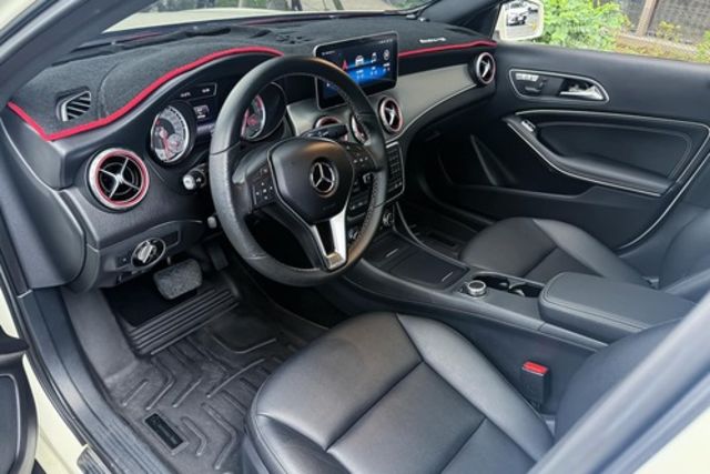M-BENZ賓士 GLA250  第6張相片