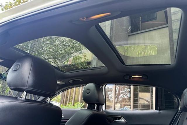 M-BENZ賓士 GLA250  第10張相片