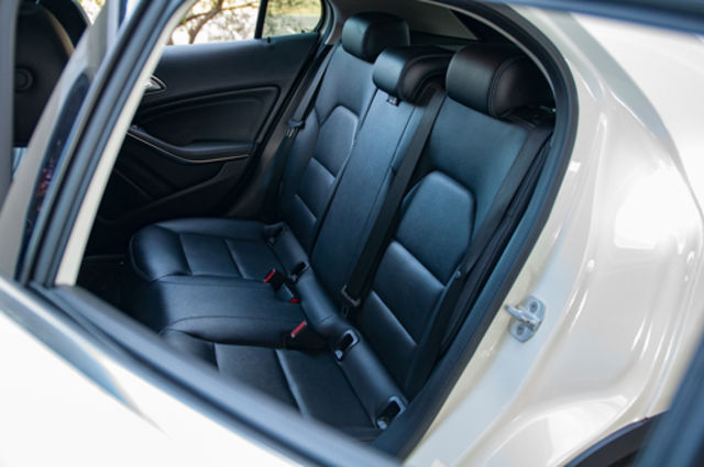 M-BENZ賓士 GLA180  第8張相片