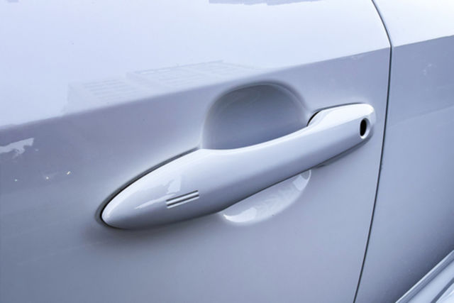 TOYOTA豐田 COROLLA ALTIS HYBRID  第4張相片