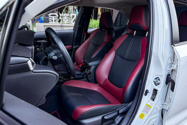 TOYOTA豐田 COROLLA ALTIS HYBRID  第11張相片