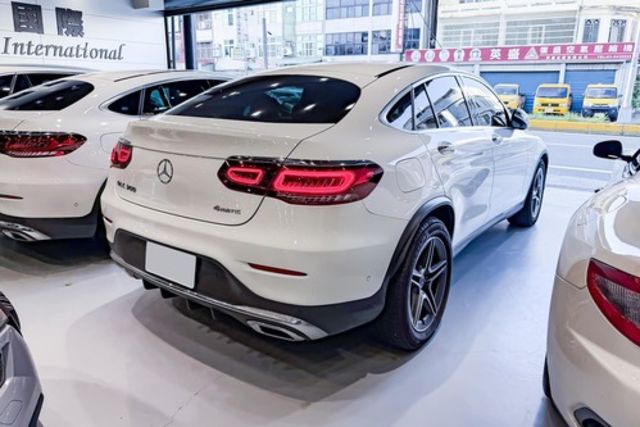 M-BENZ賓士 GLC300 AMG COUPE  第2張相片