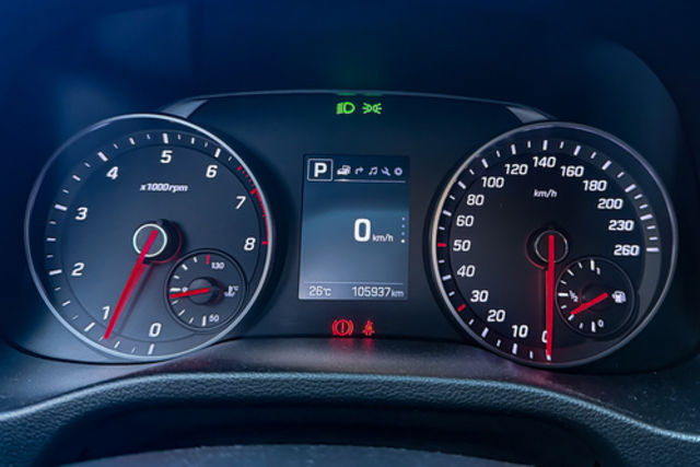 HYUNDAI現代 ELANTRA  第10張相片