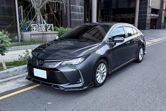 TOYOTA豐田 ALTIS  第1張相片