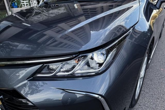 TOYOTA豐田 ALTIS  第3張相片