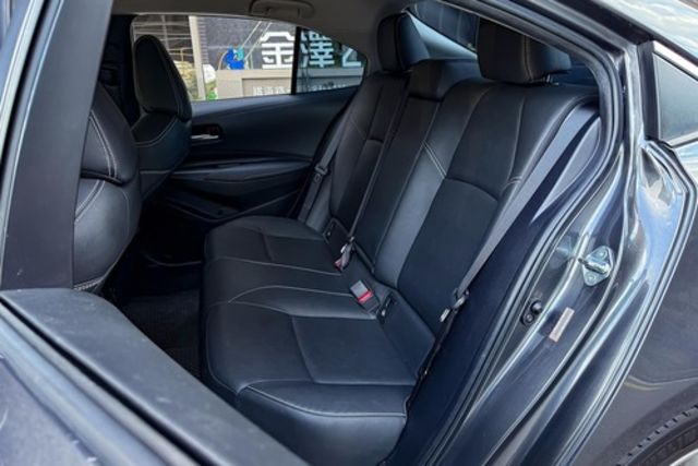 TOYOTA豐田 ALTIS  第10張相片