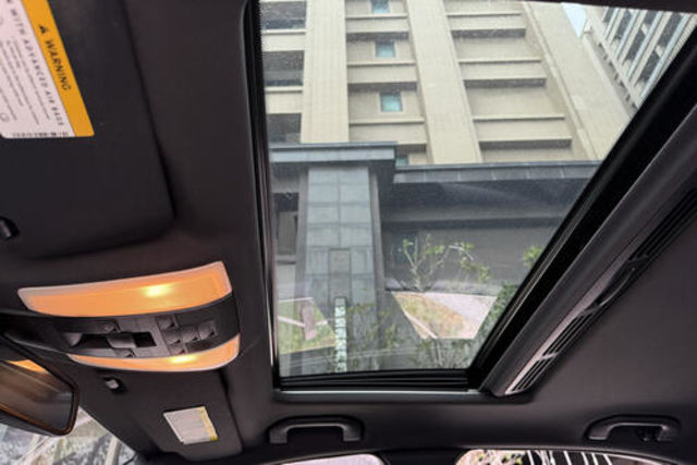 M-BENZ賓士 C250  第4張相片