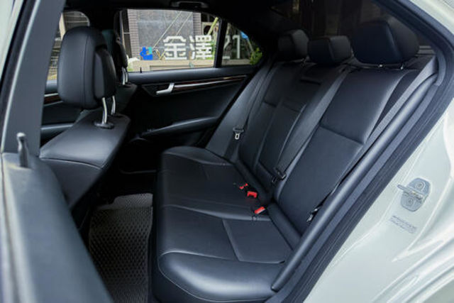 M-BENZ賓士 C250  第8張相片