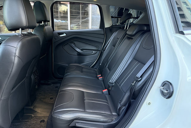 FORD福特 KUGA  第11張相片