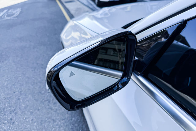 BMW寶馬 330I M SPORT  第6張相片