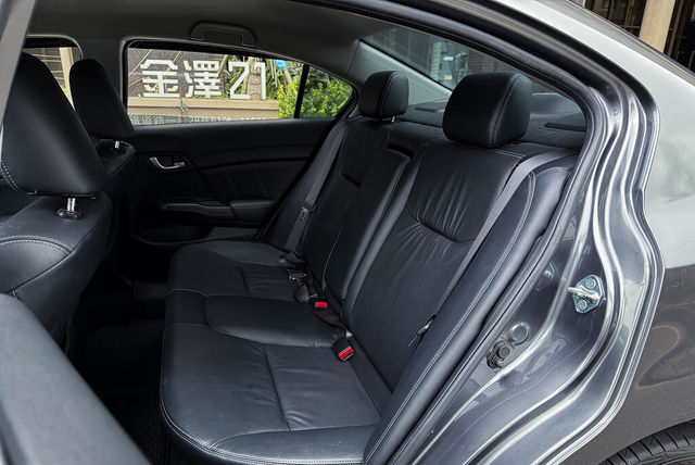 HONDA本田 CIVIC  第9張相片