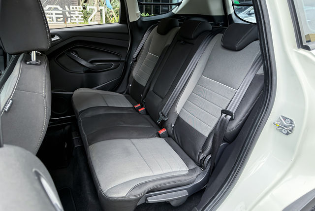 FORD福特 KUGA  第10張相片