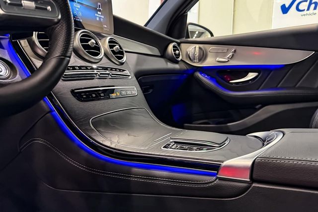 M-BENZ賓士 GLC300  第11張相片