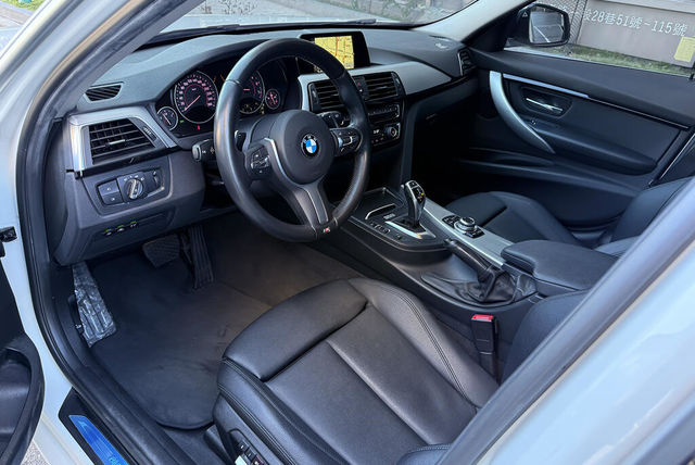 BMW寶馬 320  第6張相片