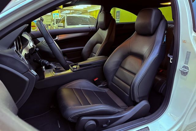 M-BENZ賓士 C180 COUPE  第7張相片