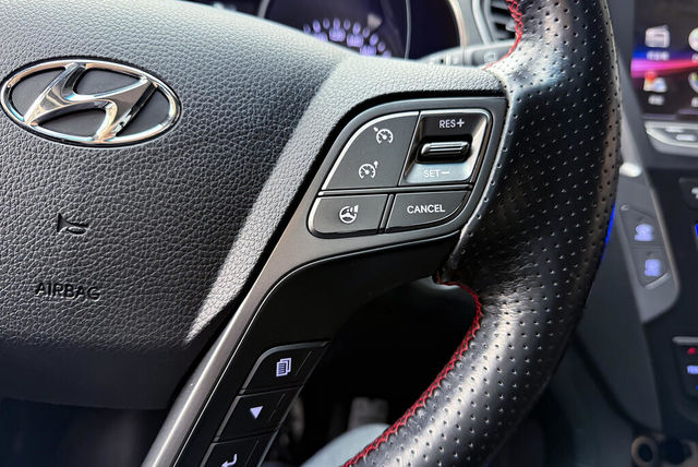 HYUNDAI現代 SANTA FE  第6張相片